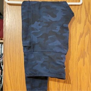 Danskin Kids Blue Camouflage Leggings